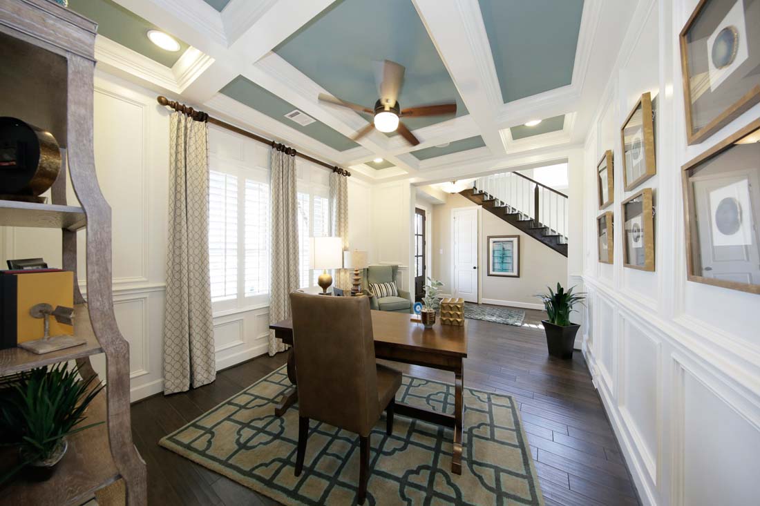 Dining room in David Weekley model home