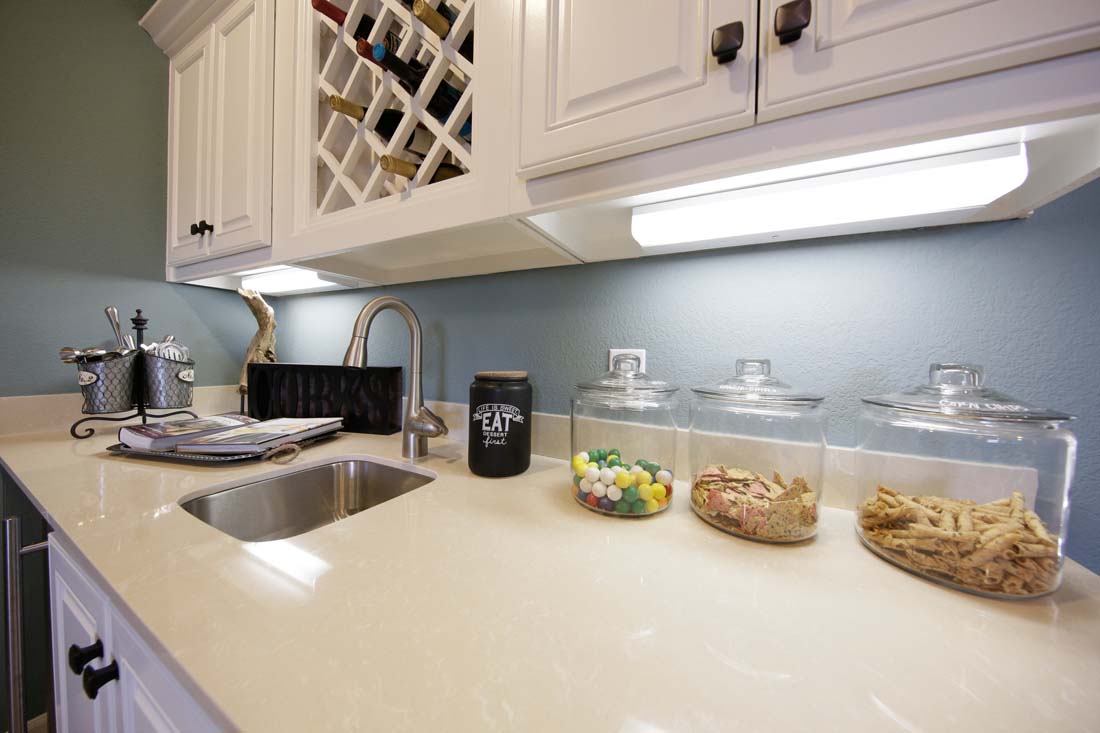 Kitchenette in David Weekley model home