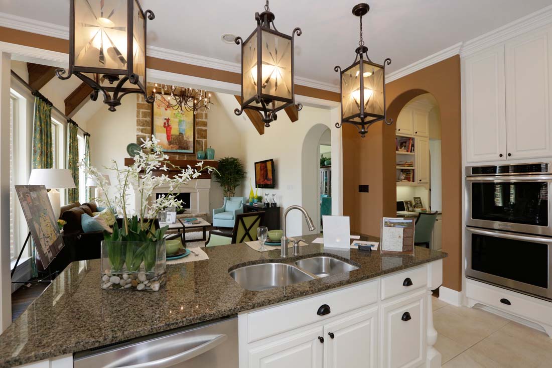 Huntington home modern kitchen