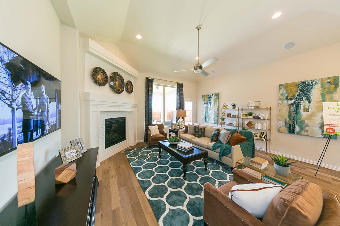 Wildridge, Oak Point family room