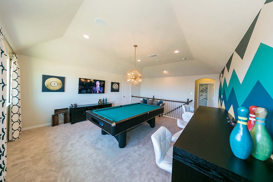 Wildridge, Oak Point game room