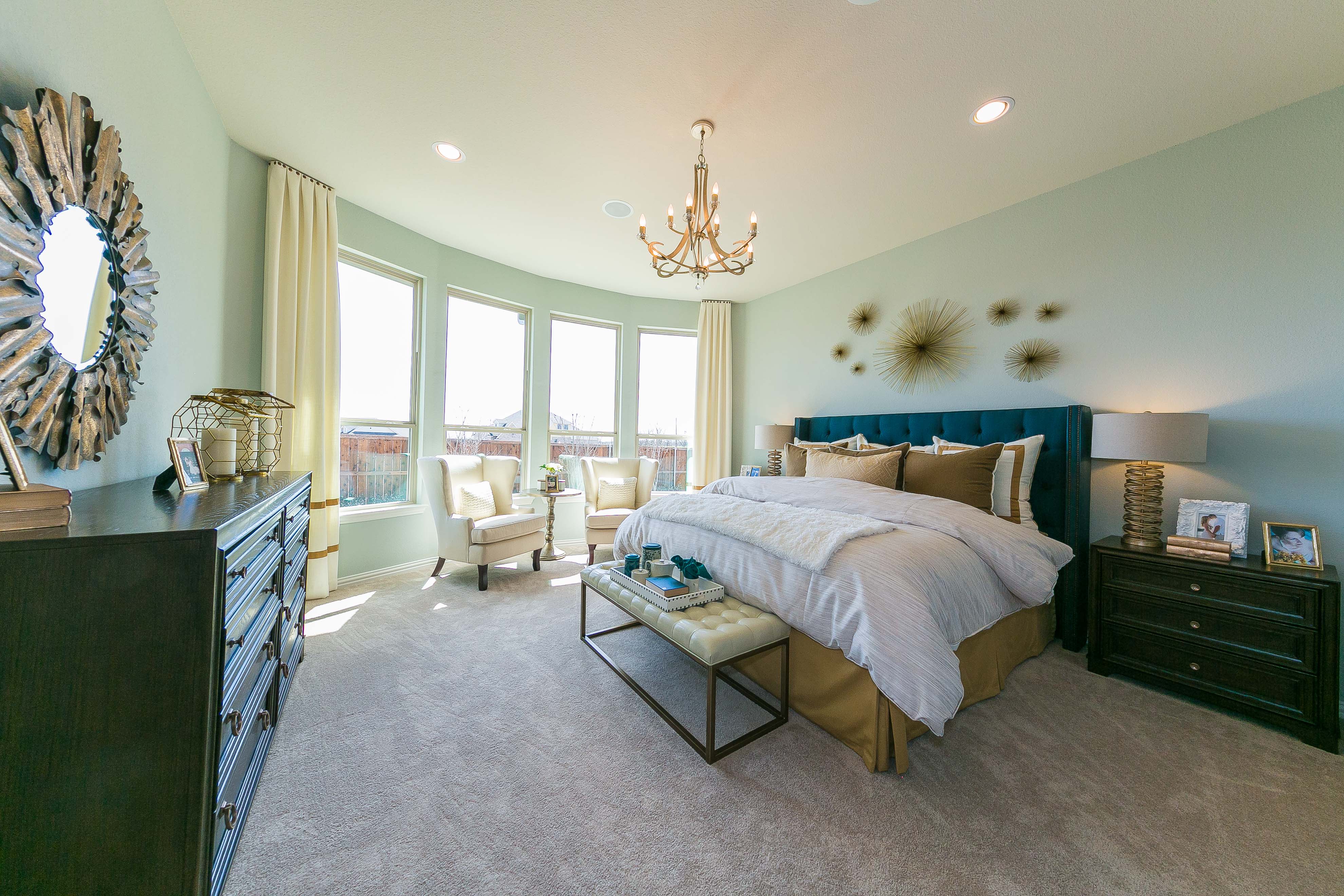 Wildridge Oak Point model master bedroom
