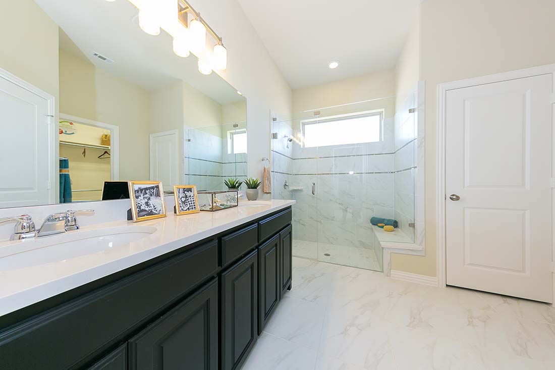 Wildridge, Oak Point master bath