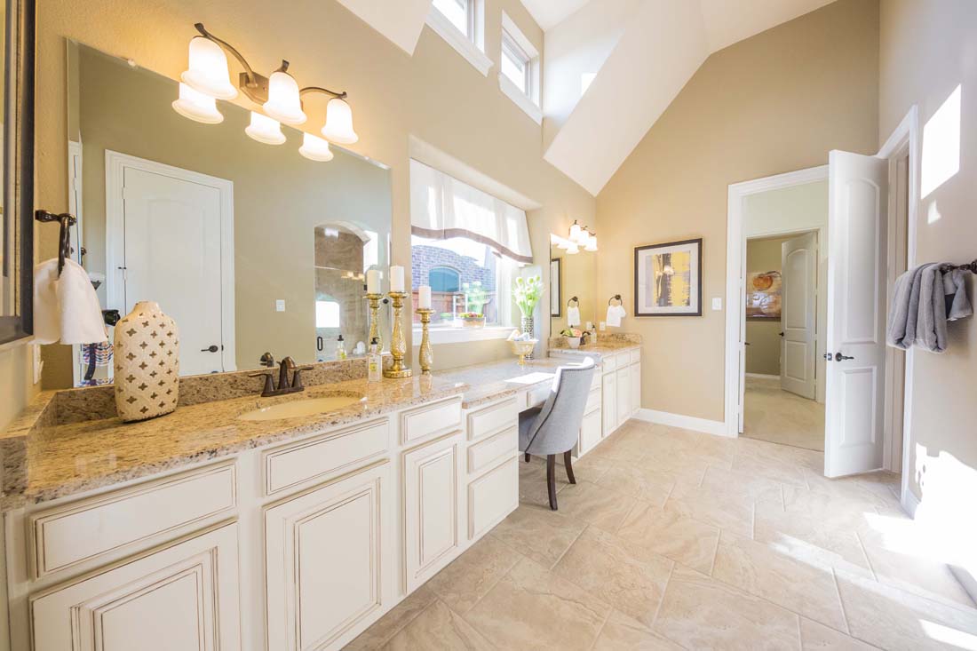 Wildridge, Oak Point master bath